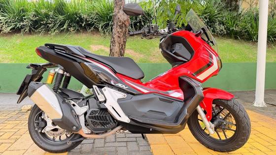 HONDA ADV 